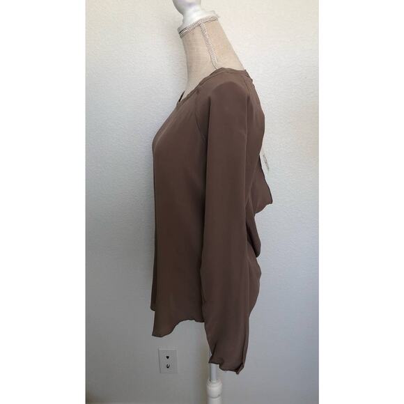 Chaser Crepe De Chine Silk Open Back Top in Clay - M - Picture 3 of 4